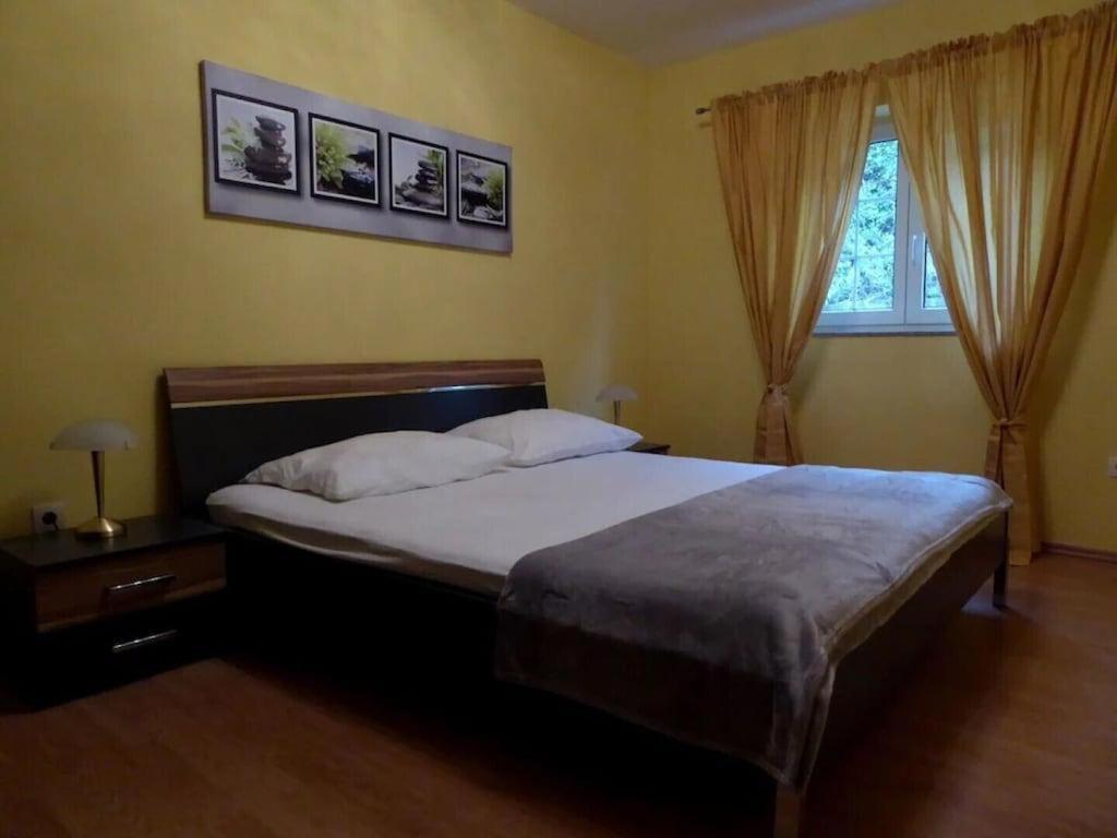 Apartment Ana Сен Екстериор снимка